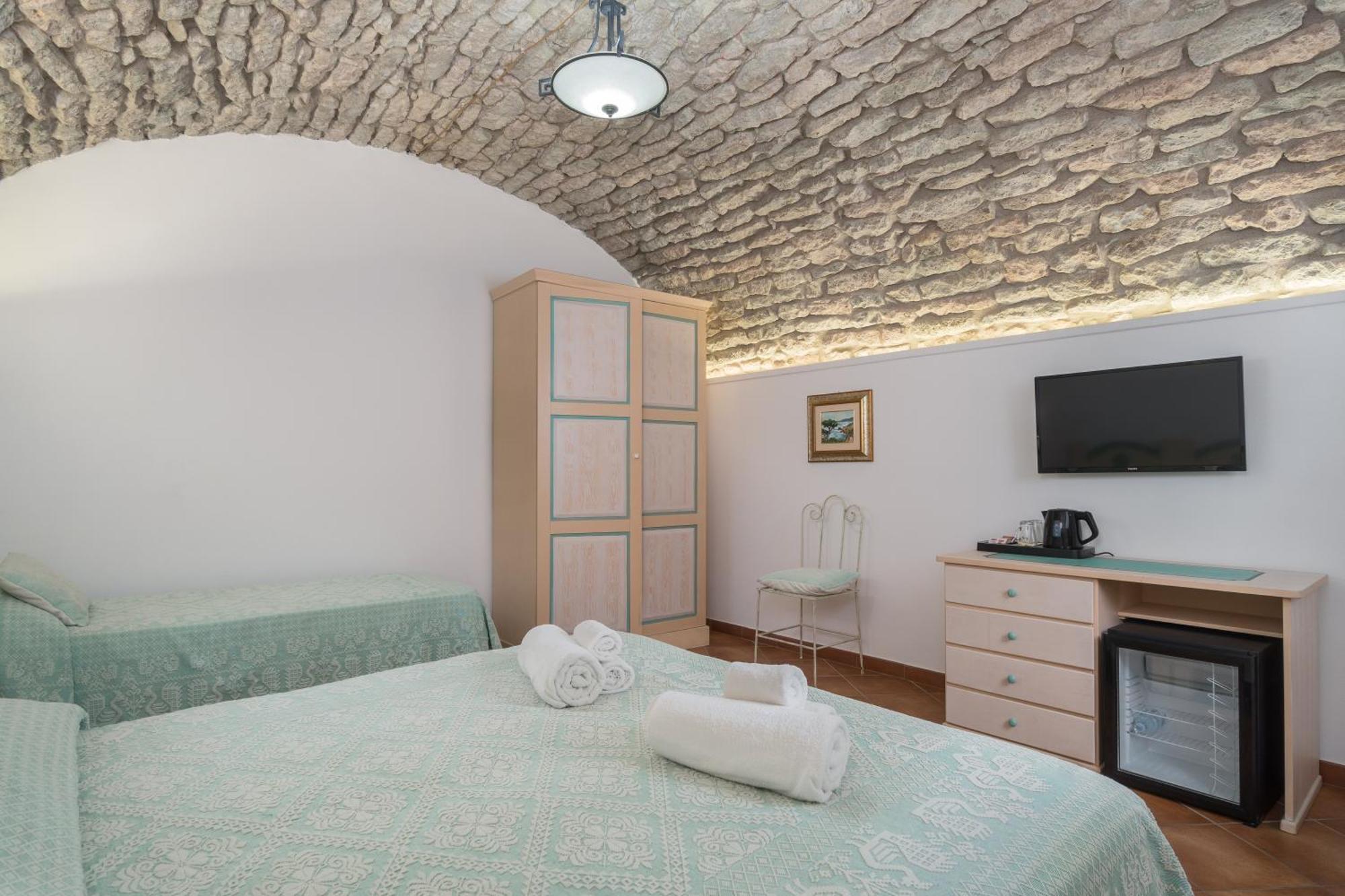 Bosa Queen House Экстерьер фото