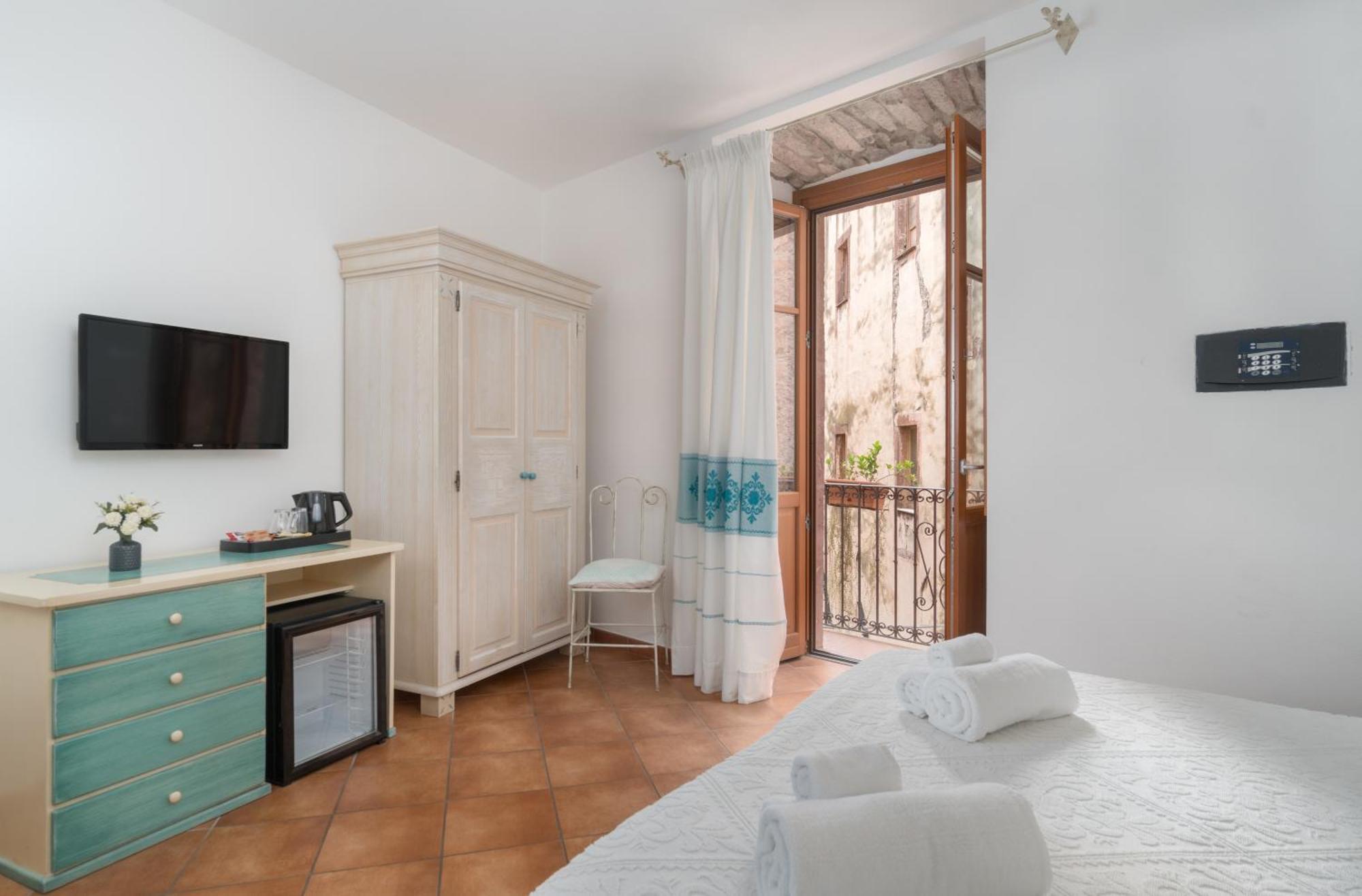 Bosa Queen House Экстерьер фото
